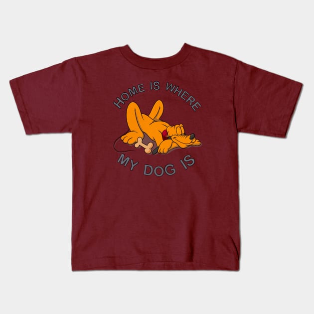 Mouse’s Best Friend Kids T-Shirt by jfeldmanart